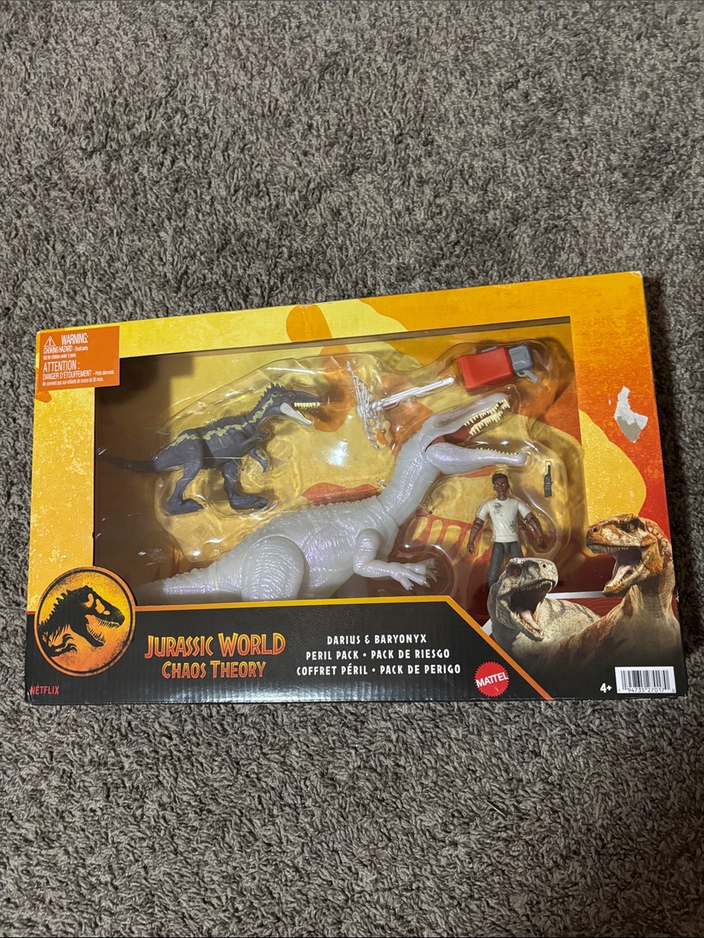 Mattel Jurassic World Chaos Theory Darius & White Baryonyx Playset